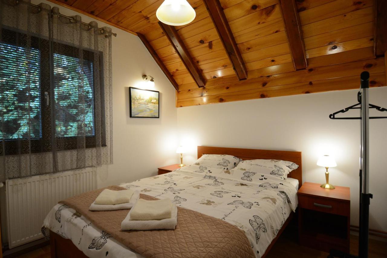 Apartmani Ogi I Ana Баїна-Башта Екстер'єр фото